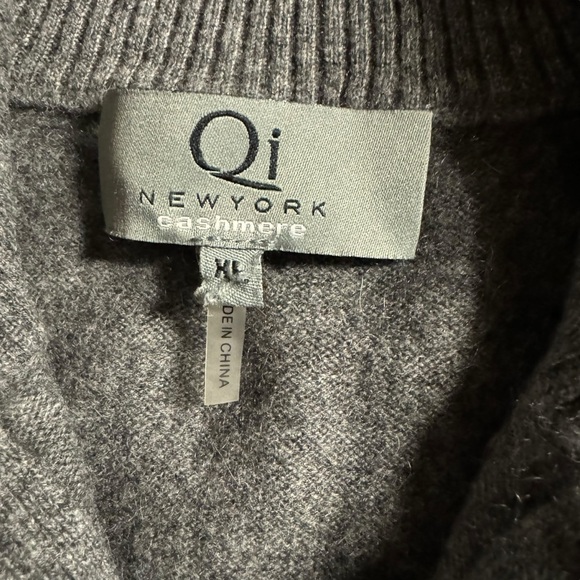 Qi New York men’s XL‎ cashmere 1/4 zip gray with blue stripe sweater - Picture 4 of 9